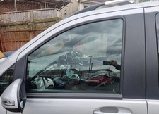 Mercedes V-Class W447 2014-2024 Passenger Front Left Door Window Glass