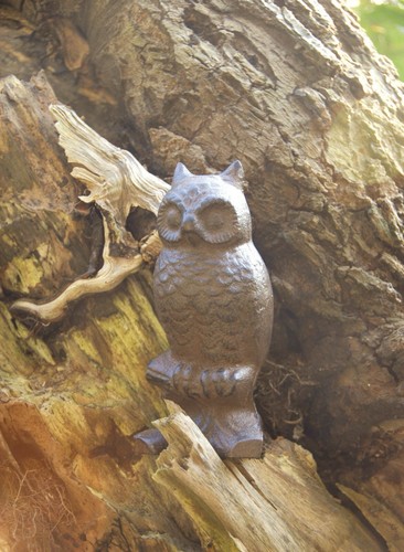 Small iron owl doorstop - small,