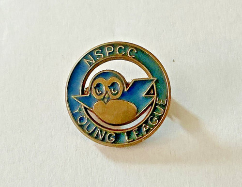 Nspcc young league enamel - league,