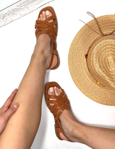 Women strappy flat sandals - women's,