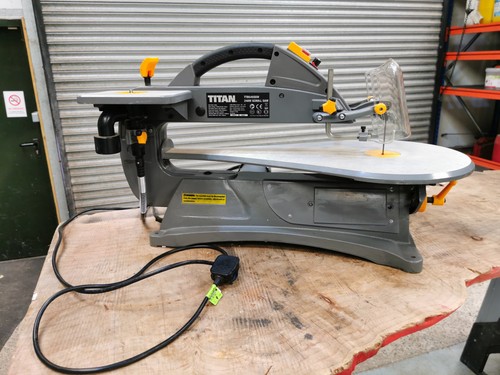 Large 230v scroll saw with - large, 18"