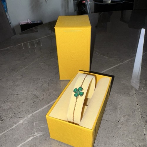 Lucky leaf clover swarovski - lucky,