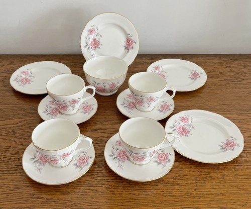 Beautiful vintage english bone - beautiful,