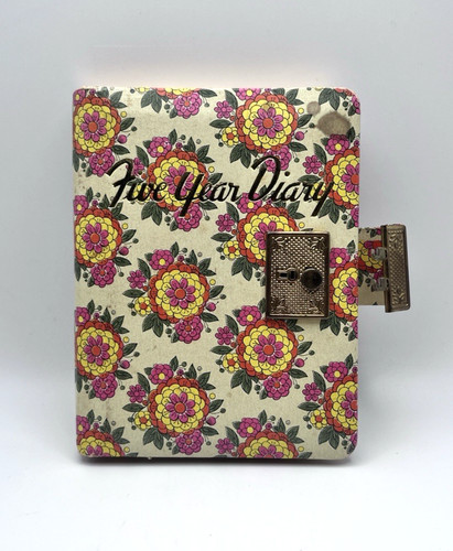 Vintage floral locking - floral, five