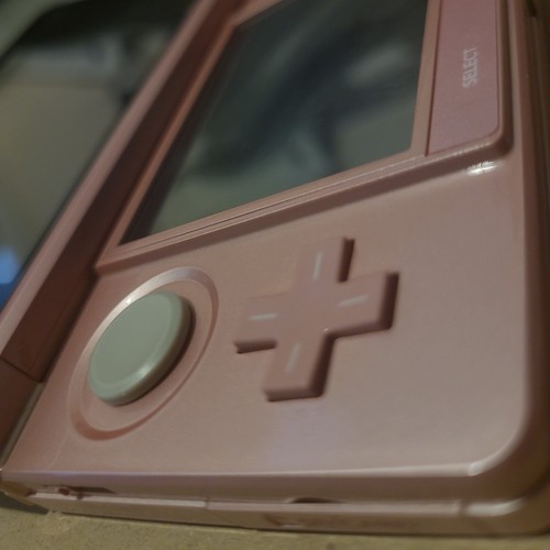 Nintendo 3ds coral pink - nintendo,