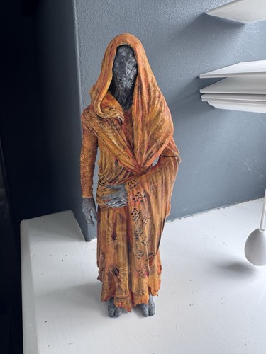 Doctor who monk figure kit - doctor,