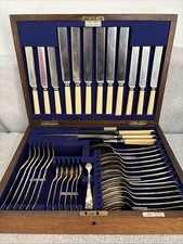 Walker & Hall Silver Plated 42