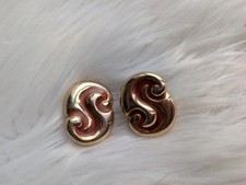 Vintage Gold-Tone Clip-On