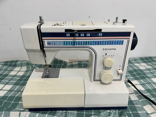 Working toyota sewing machine - toyota,