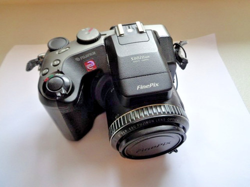 Fujifilm super ccd s602zoom - super,
