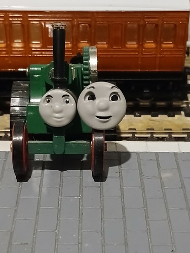 Hornby thomas bachmann - thomas, or