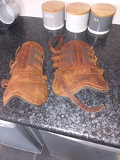 Italian Leather Horse Tendon Boots. Hardly Used And In Great Condition 