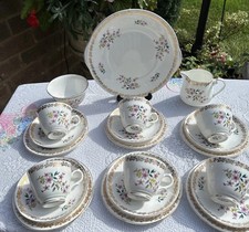 Beautiful Vintage Royal