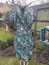 NWOT Lovely Laura Ashley