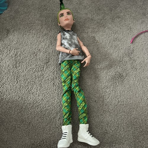 Monster high doll - monster, deuce