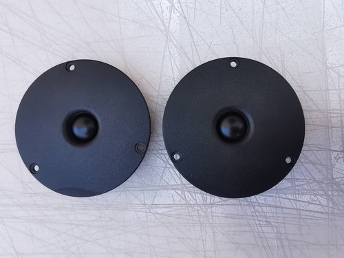 Grab one single tannoy - grab,