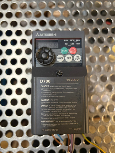 Mitsubishi electric d700 - electric, fr-d700