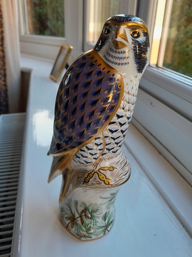 Royal crown derby peregrine - royal,