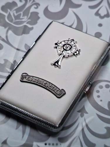 Vintage style cigarette case - style,