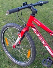 Specialized Hotrock 24 Street Kids Bike Red White (24in Wheels)