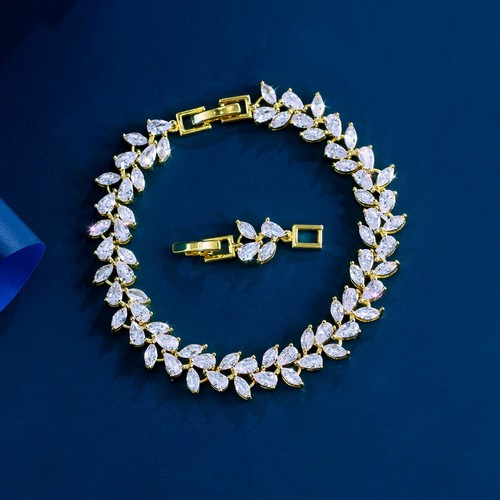 Luxury noble yellow - gold, cz