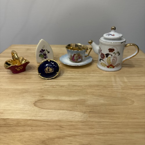 Porcelain miniature lot - lot,