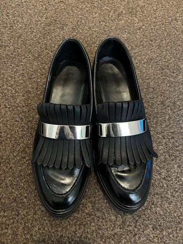 Women black moccasins size - women's,