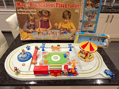 Vintage 1970 corgi 853 magic - vintage,