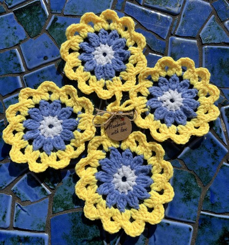 Happy flowers crochet - x,