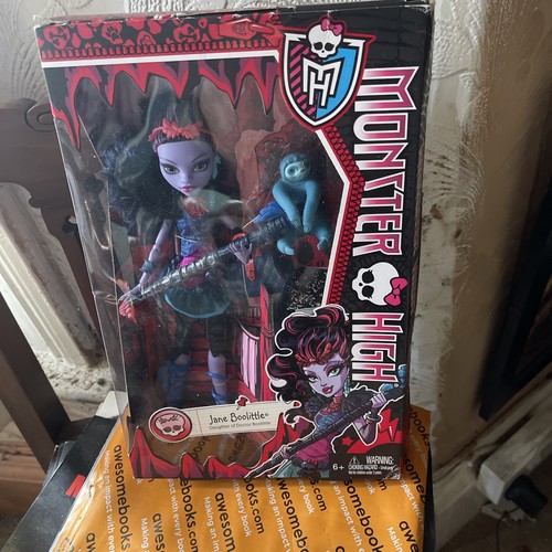 Monster high scool doll - scool, doll.