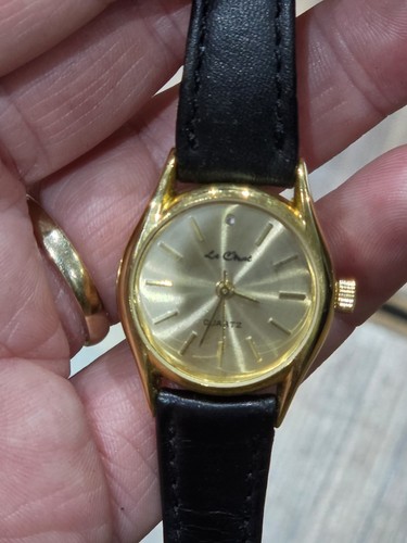 Chat ladies wrist watch - ladies,