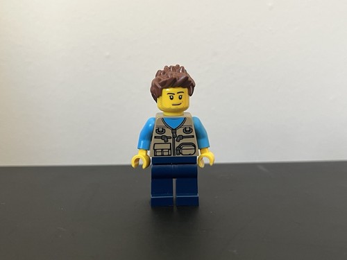 Lego minifigure camper - lego,