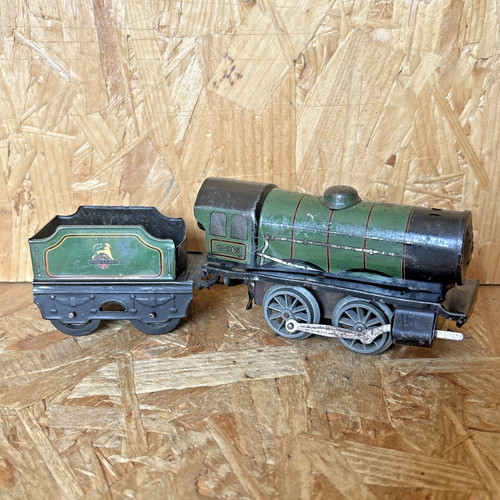 Vintage hornby gauge type - o,