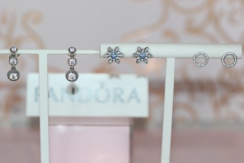New pandora gift - set, and