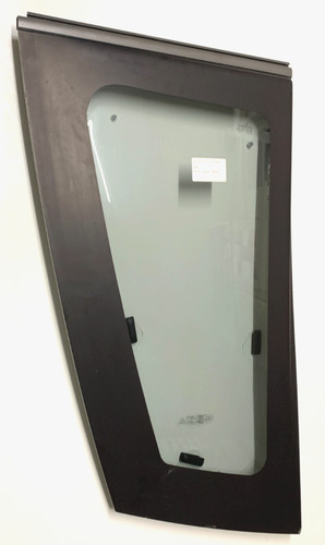 Polyplastic front window - o/s,