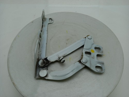 Vauxhall corsa bonnet hinge - vauxhall,