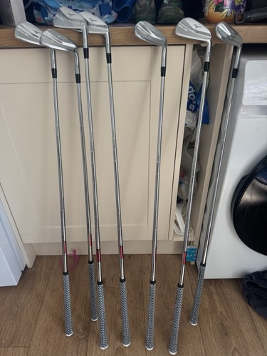 Brand new mizuno - brand,