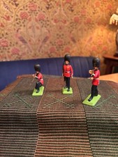 Britains Toy Soldiers - Modern British Guards Unit