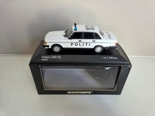 Minichamps 1/43 Volvo 240 GL -