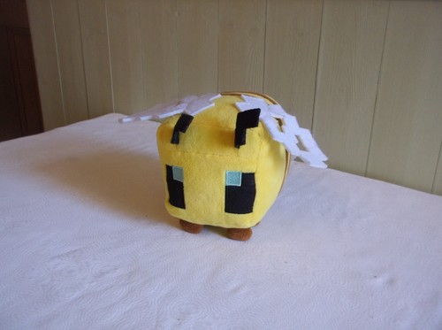 Minecraft bee plush 2021 - minecraft,