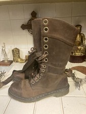 Dr. Martens Triumph Floral