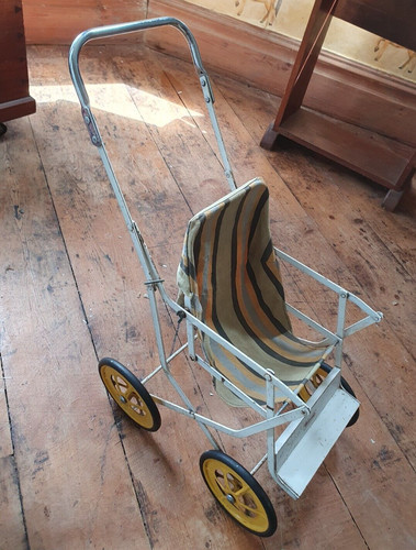Triang dolls buggy pram - triang,