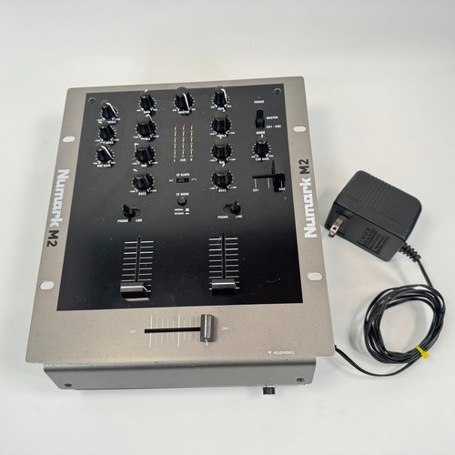 Numark scratch mixer - m2,