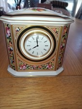 Wedgwood Bone China Clio Floral Table Mantle Clock Vintage 90s Gold Trim