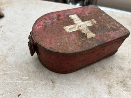 Vintage first aid - vintage,