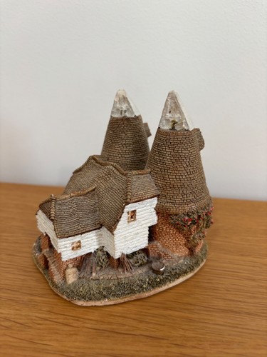 Lilliput lane kentish oast - lane,