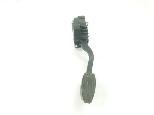 51893926 1976527 pedal