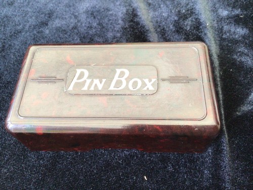 Vintage bakelite pin box made - bakelite,