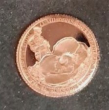 ONE 22k 2g solid gold sovereign coin 2018 Lest We Forget