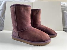 Ugg Australia Classic Short UK7 EU40 Suede Sheepskin Womens Boots Plum Purple